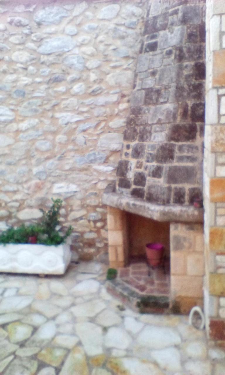 Lepa Kuca Hotel Spáta Exterior foto